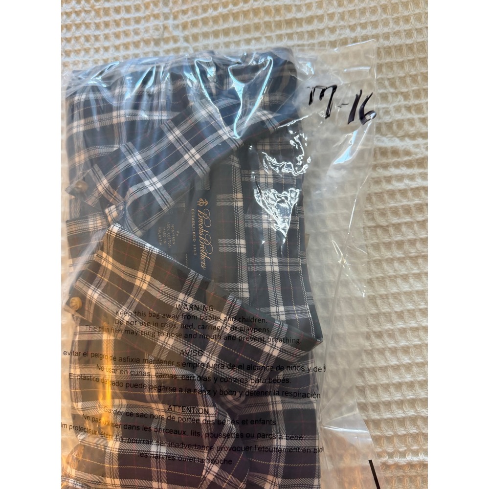 Brooks Brothers Button Down Shirt Mens XL Navy Plaid Non-Iron Cotton Long Sleeve - Picture 7 of 7